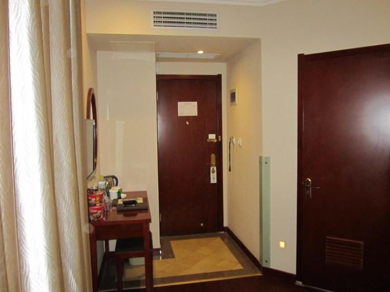 Greentree Inn Shandong Qingdao Jiaozhou Datong Mansion Express Hotel Exterior photo